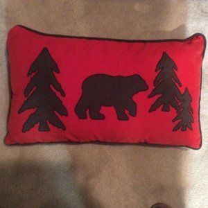 Bear motif pillow